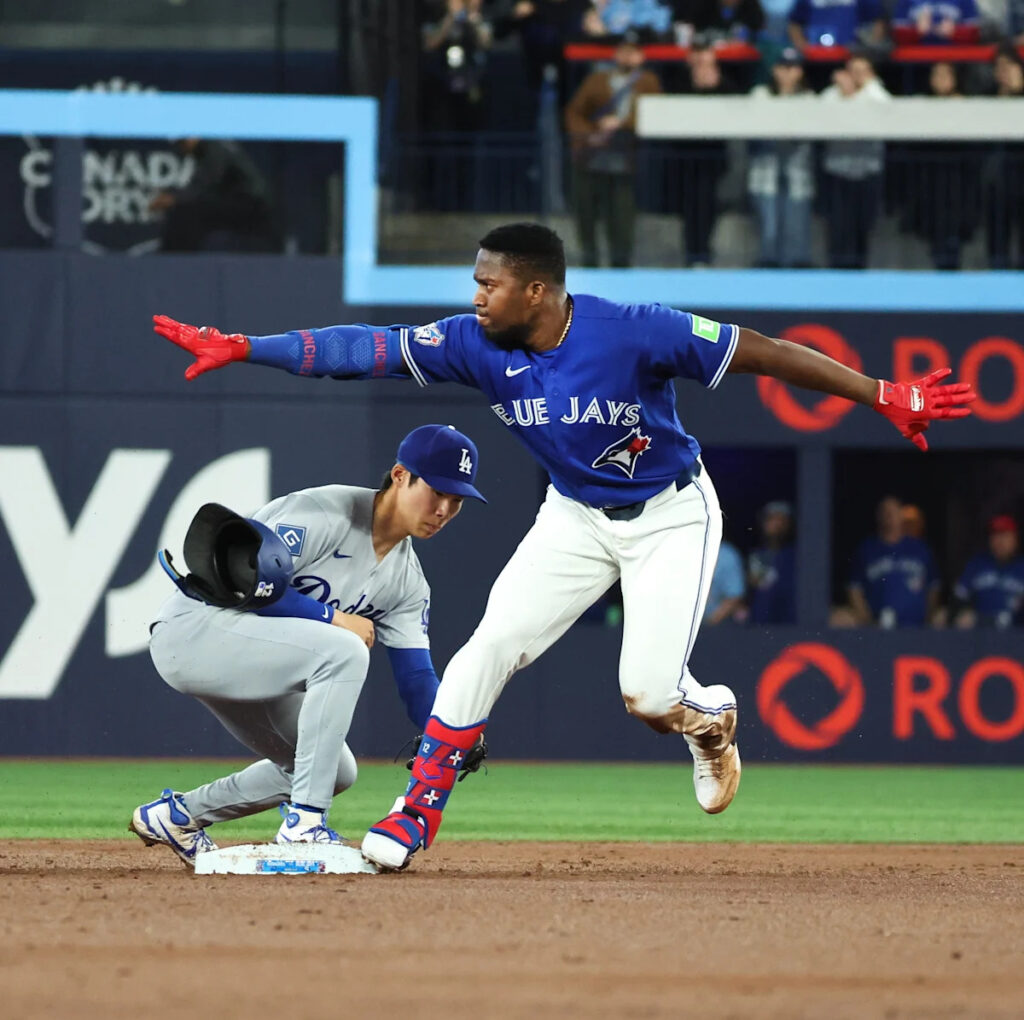 Jays Lose to Dodgers, 4-1