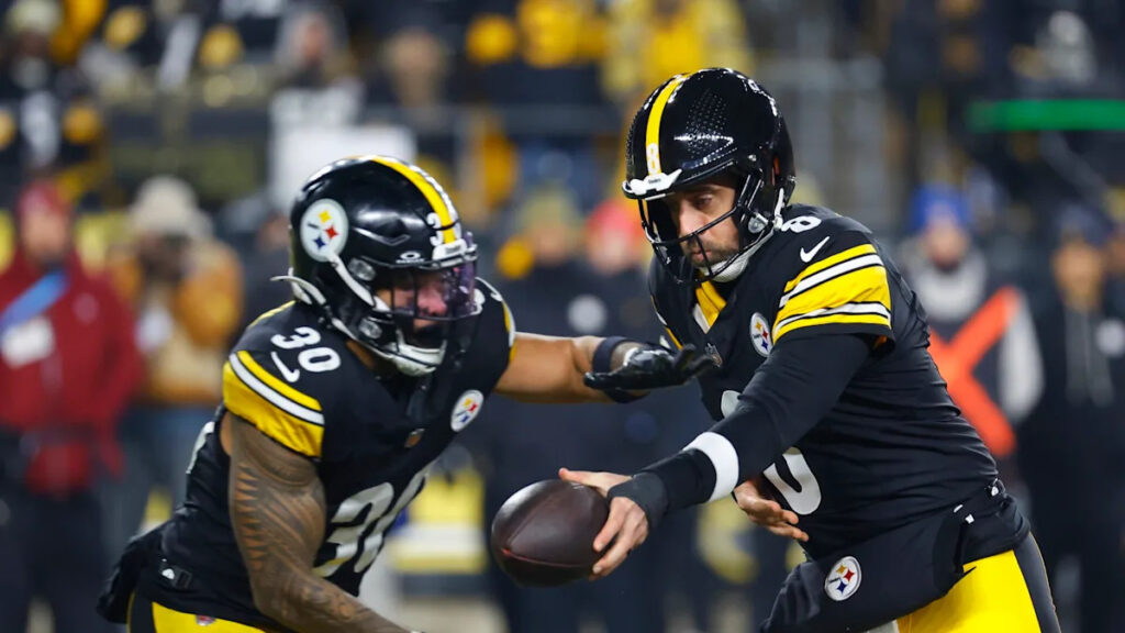 Jaylen Warren on Aaron Rodgers: Great if he’s back, we’ll miss him if not