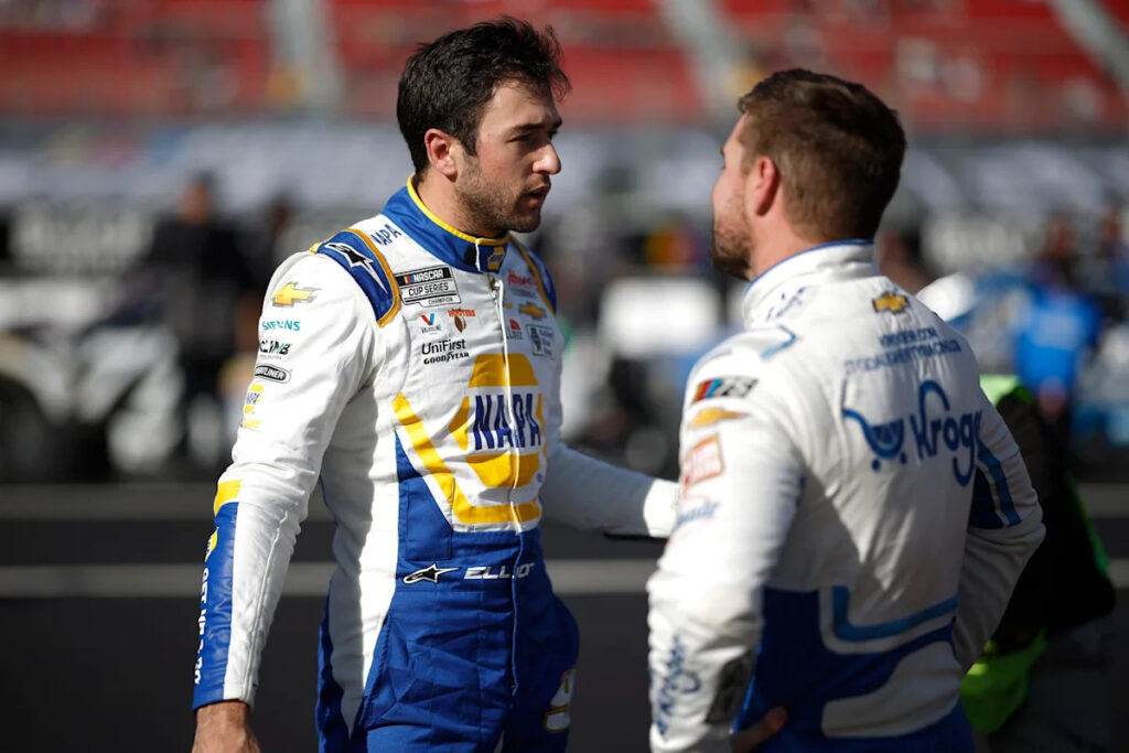 Ricky Stenhouse Jr.’s team calls out Chase Elliott at Talladega