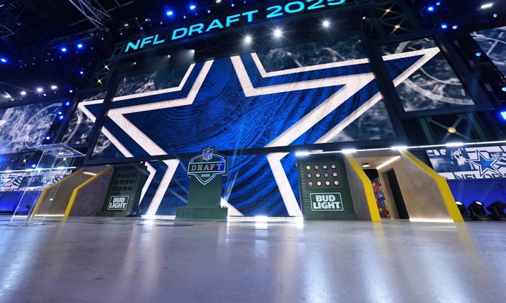 How Dallas performs against the consensus draft board in Round 1