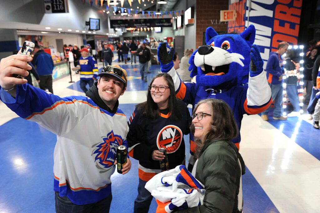 Islanders & NHL Playoff News: Bridgeport memories
