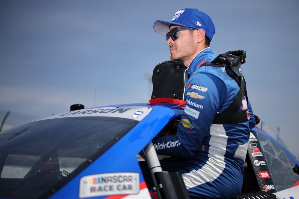 Five NASCAR Cup team members ejected after multiple inspection failures at Bristol Five NASCAR Cup team members ejected after multiple inspection failures at Bristol