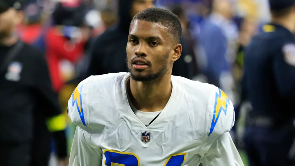 Nasir Adderley signs with Colts after ending retirement Nasir Adderley signs with Colts after ending retirement