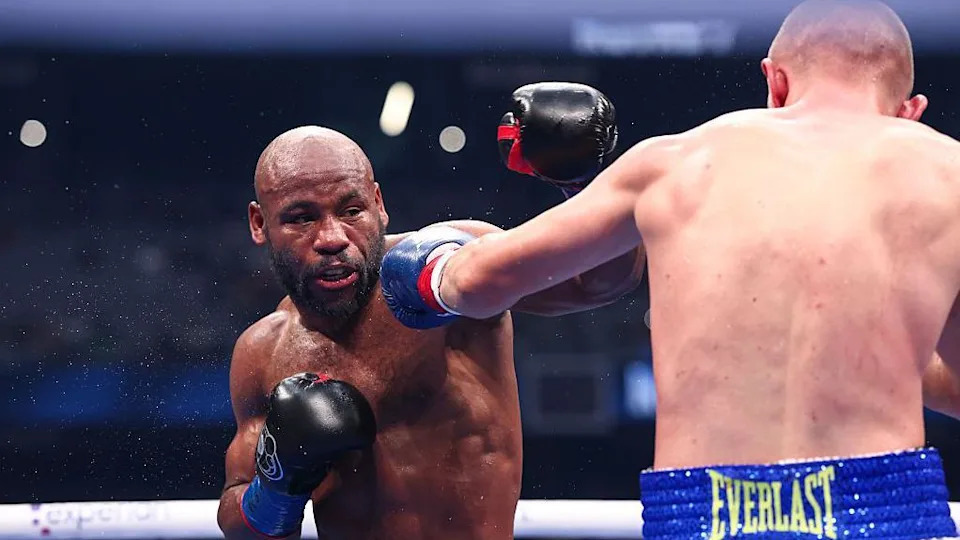 Adams in action during his win over Serhii Bohachuk last September