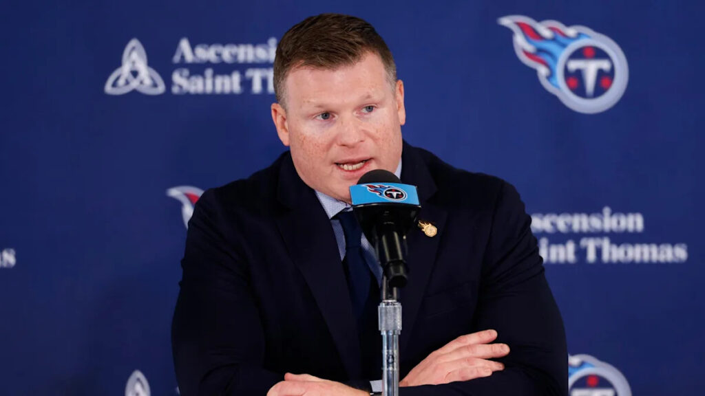 Titans executive Chad Brinker leaving to pursue other opportunities