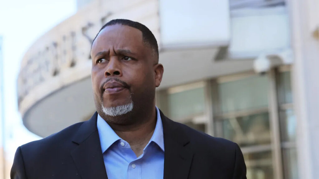 Former NBA player, assistant coach Damon Jones expected to plead guilty in federal gambling sweep