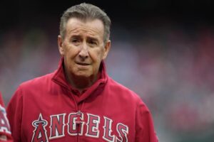Plaschke: Memo to Arte Moreno: Sell your fallen Angels