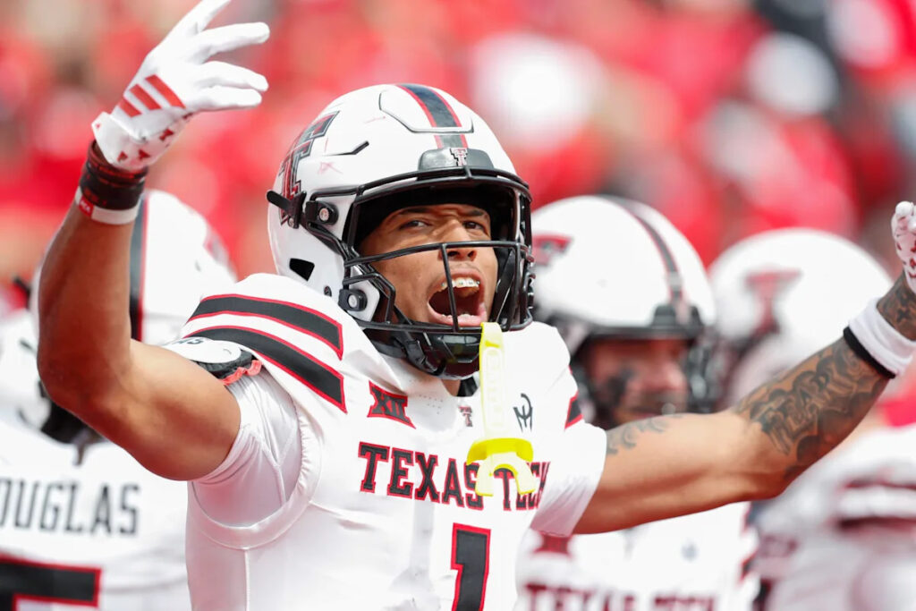 Cardinals sign three more draft picks before mini-camp