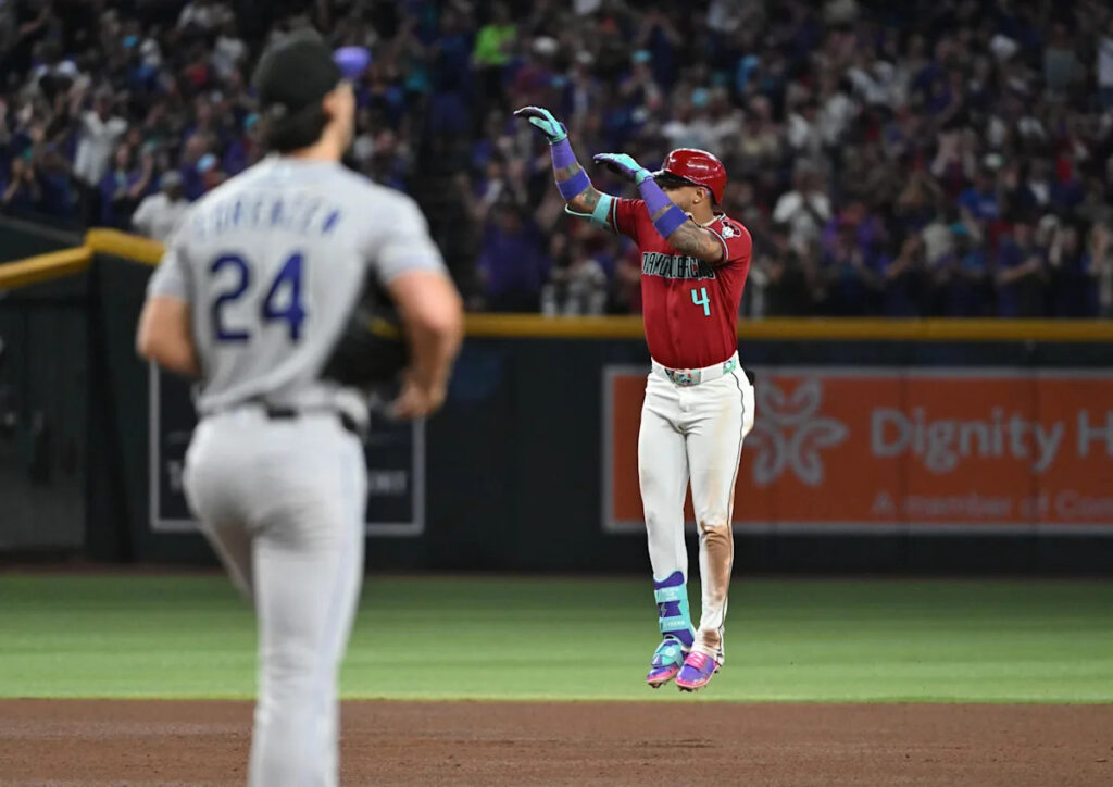 Diamondbacks 5, Rockies 4: One-way traffic Diamondbacks 5, Rockies 4: One-way traffic