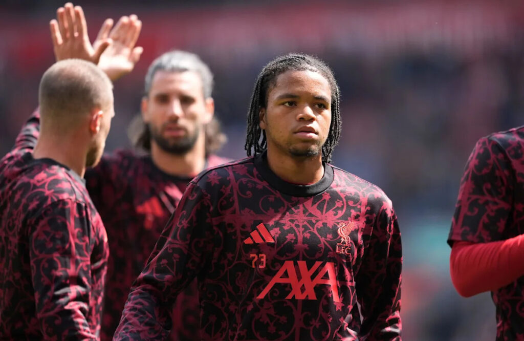 Rio Ngumoha equals Liverpool PL record with start vs. Villa 👏