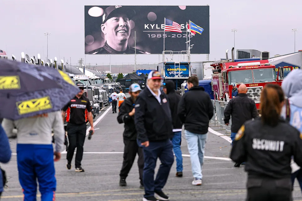 A general view of an LED screen displaying a tribute to Kyle Busch prior.