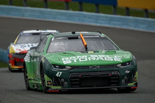 Ricky Stenhouse Jr., HYAK Motorsports