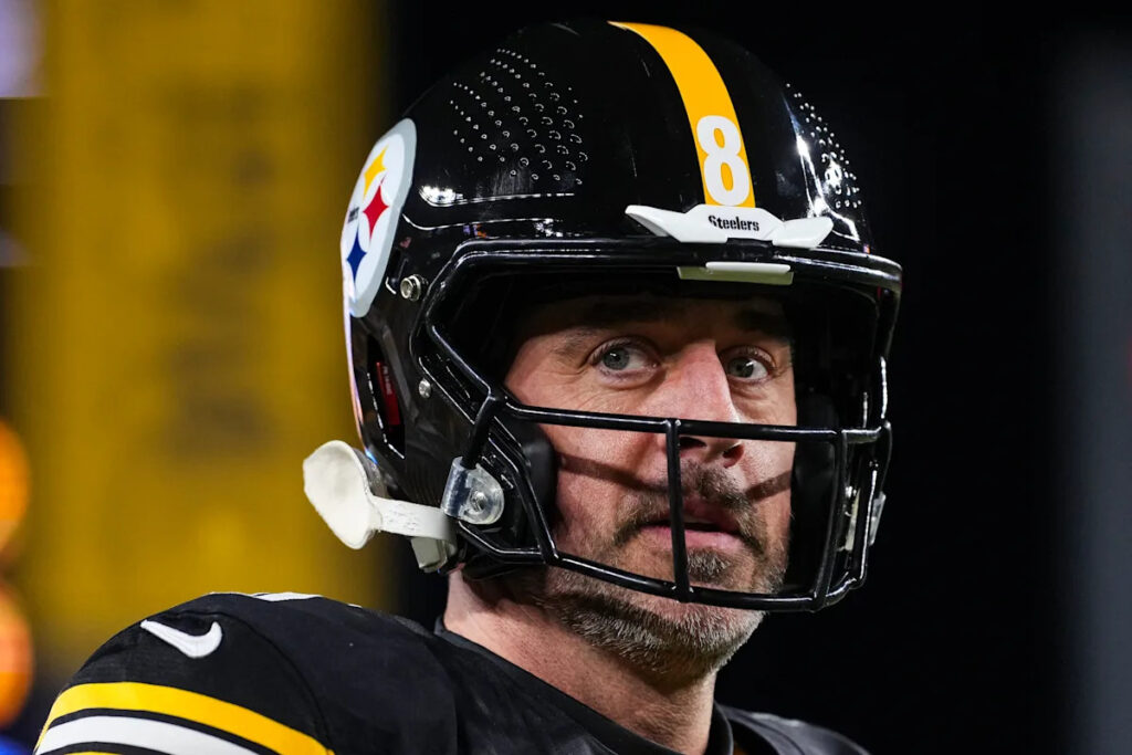 In Aaron Rodgers-Steelers protracted negotiations, who has meaningful leverage?