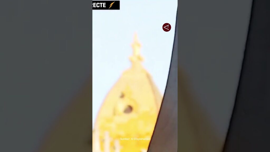 Saat Lamine Yamal mengibarkan bendera Palestina di parade La Liga Barcelona