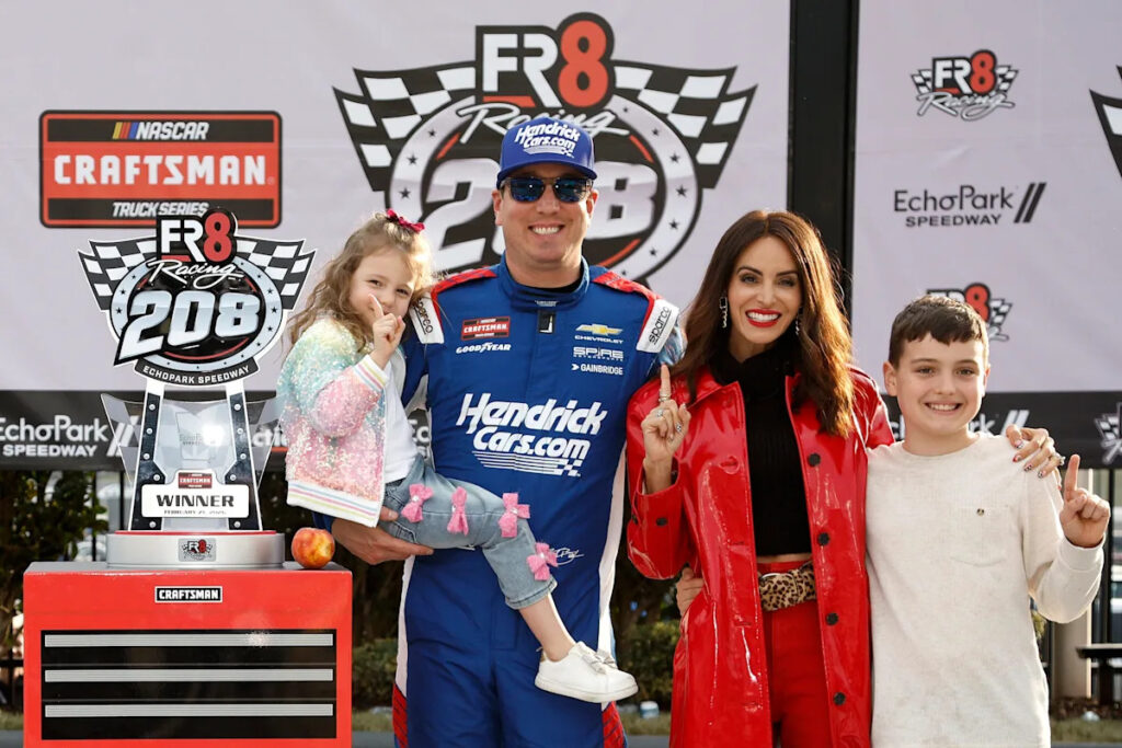 President Donald Trump pays tribute to Kyle Busch on social media President Donald Trump pays tribute to Kyle Busch on social media