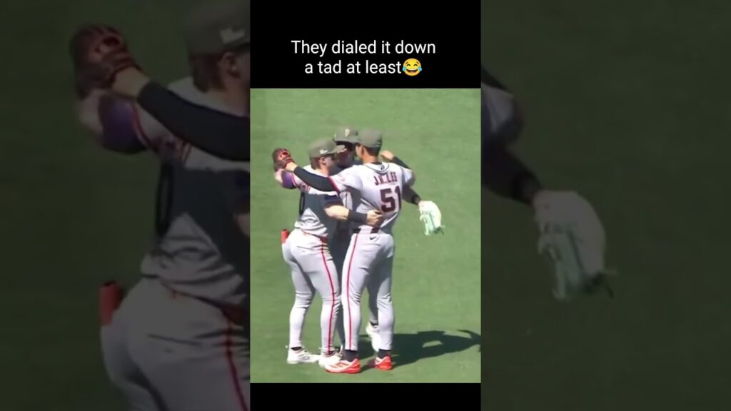 Giants bizarre celebration returns after beating the Athletics #mlb #baseball #sfgiants