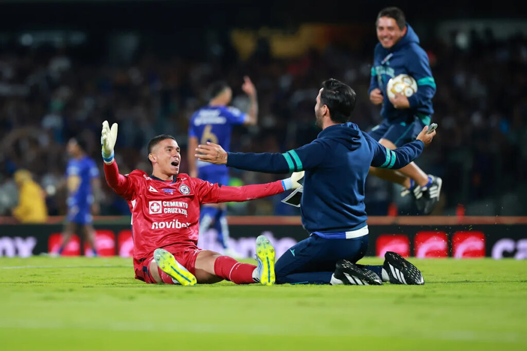 🏆 Cruz Azul crowned Liga MX champions after dramatic final win