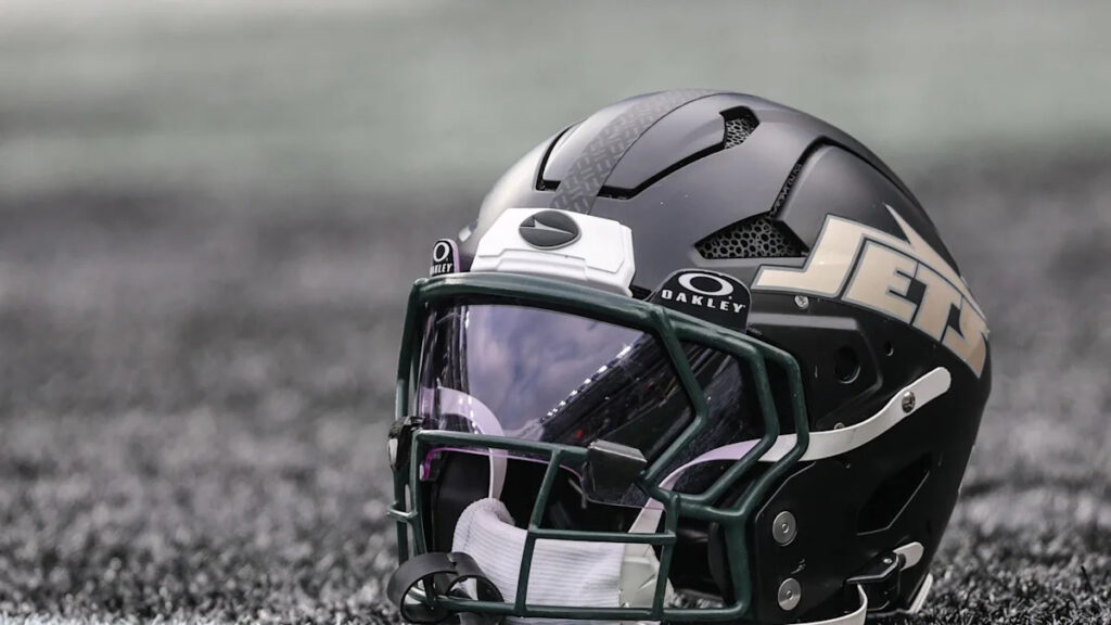 Jets designate DL Paschal Ekeji as international player, waive two others