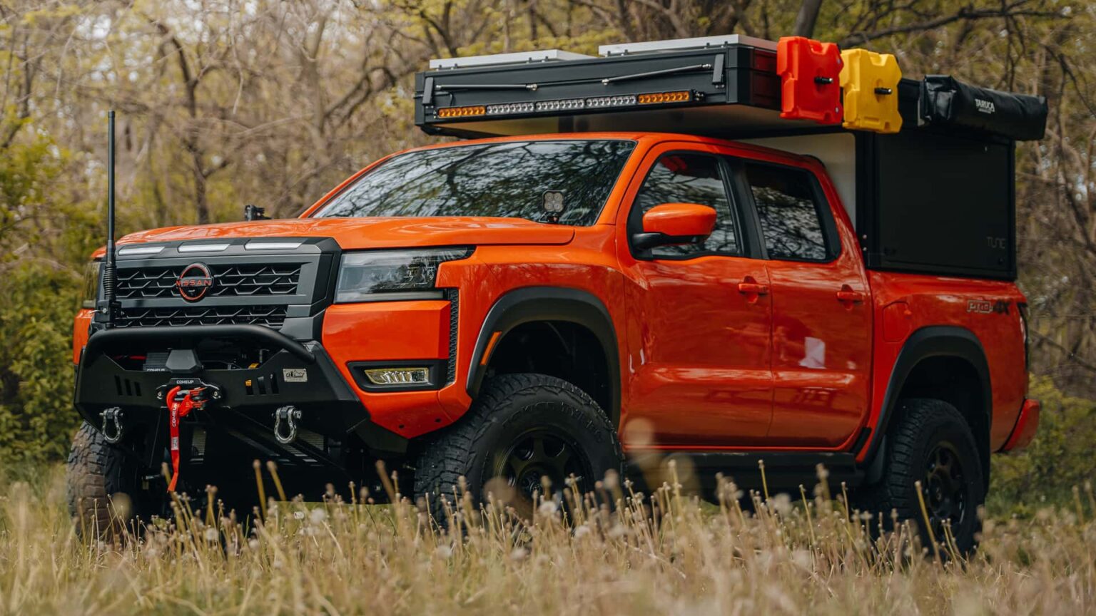 Rugged Nissan Frontier Pro-4X: Ultimate Off-Road Overland Vehicle