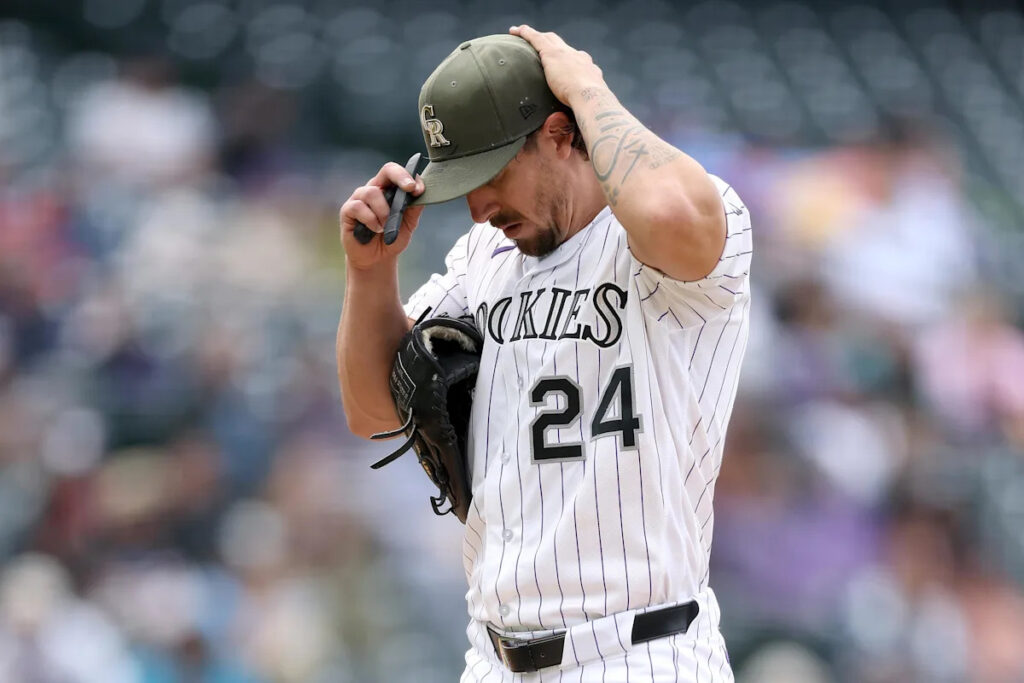 Diamondbacks 8, Rockies 6: Damp spirits as comeback falls short