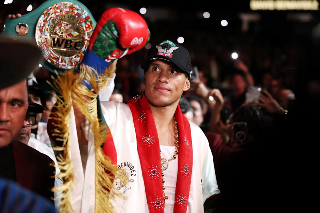 Noel Mikaelian ordered to defend WBC cruiserweight title against unified champ David Benavidez Noel Mikaelian ordered to defend WBC cruiserweight title against unified champ David Benavidez