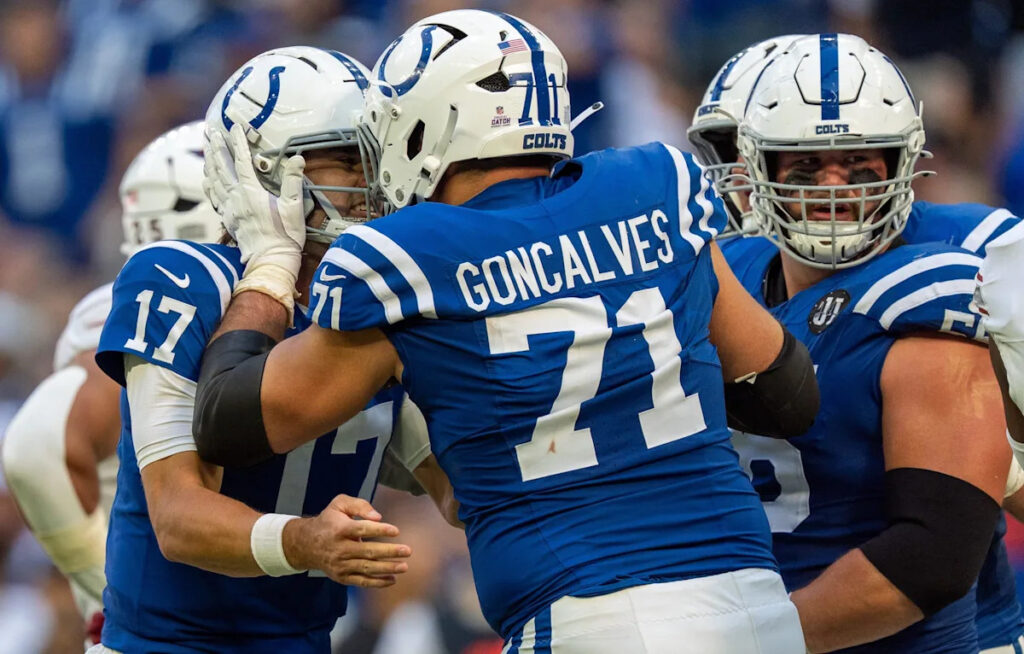 Colts training camp battle early preview: Right Guard
