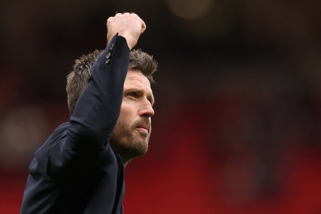 Michael Carrick has made himself indispensable, it would be a bigger risk for Manchester United to replace him