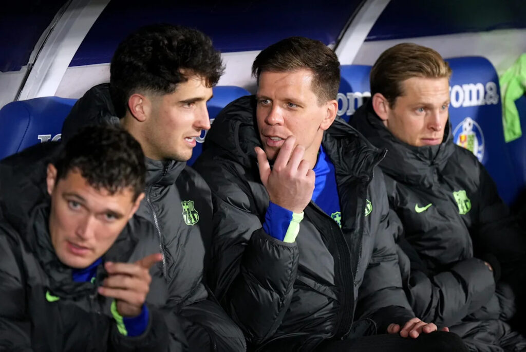 Veteran Barcelona superstar informs club of desire to stay for another season