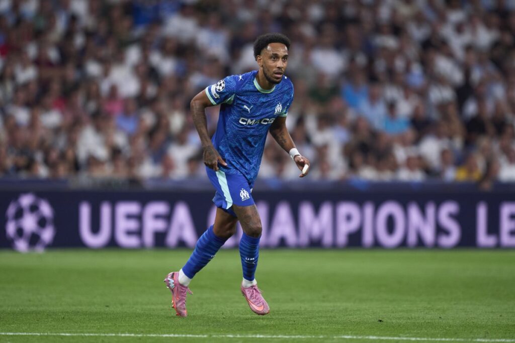 Marseille drop Pierre-Emerick Aubameyang after fire extinguisher training ground prank