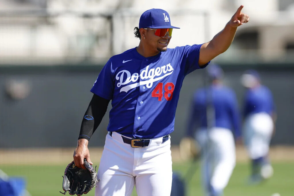 Dodgers notes: Brusdar Graterol, Emmet Sheehan, Jackson Ferris