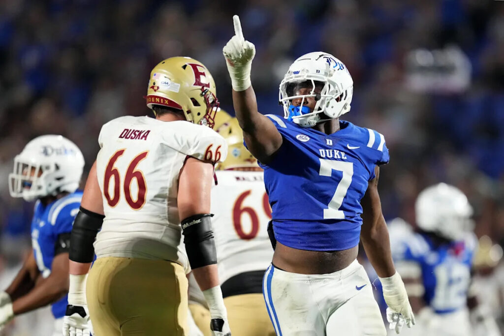 The UDFA Files: Vincent Anthony Jr. was a ‘Vyper’ edge rusher at Duke The UDFA Files: Vincent Anthony Jr. was a ‘Vyper’ edge rusher at Duke