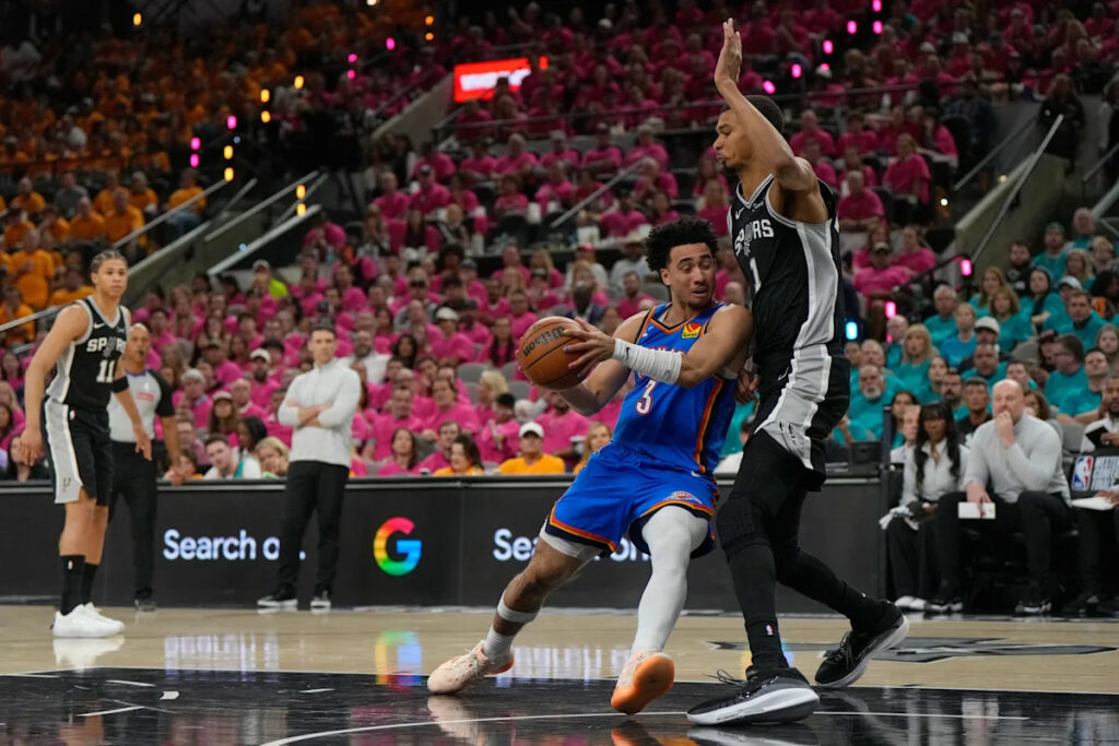 Thunder get 76 points off the bench, the key to a Game 3 win over Spurs in West finals