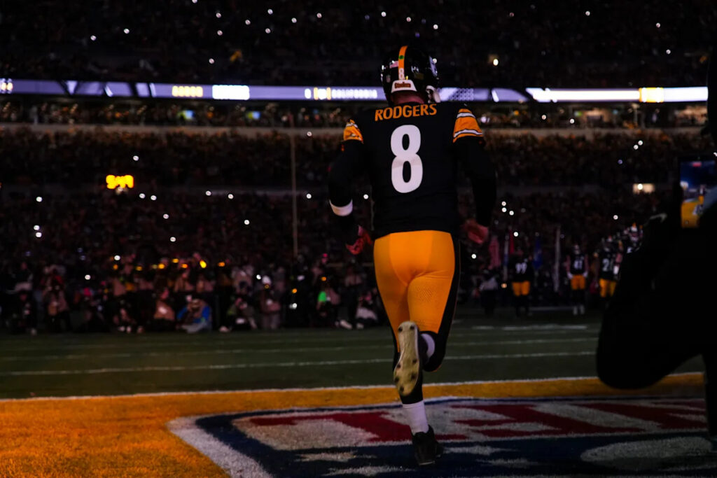 Aaron Rodgers reportedly expected to visit with Steelers and will likely play for team in 2026