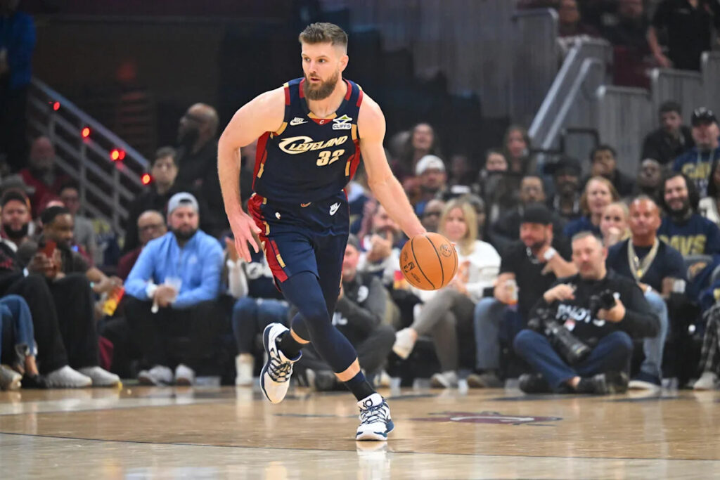 The Cavs have a Dean Wade problem