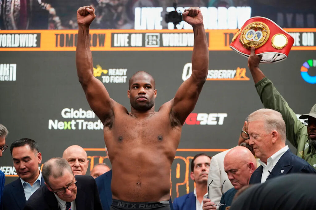 From ‘bin man’ jab to title stakes: Wardley and Dubois take it to the ring in Manchester