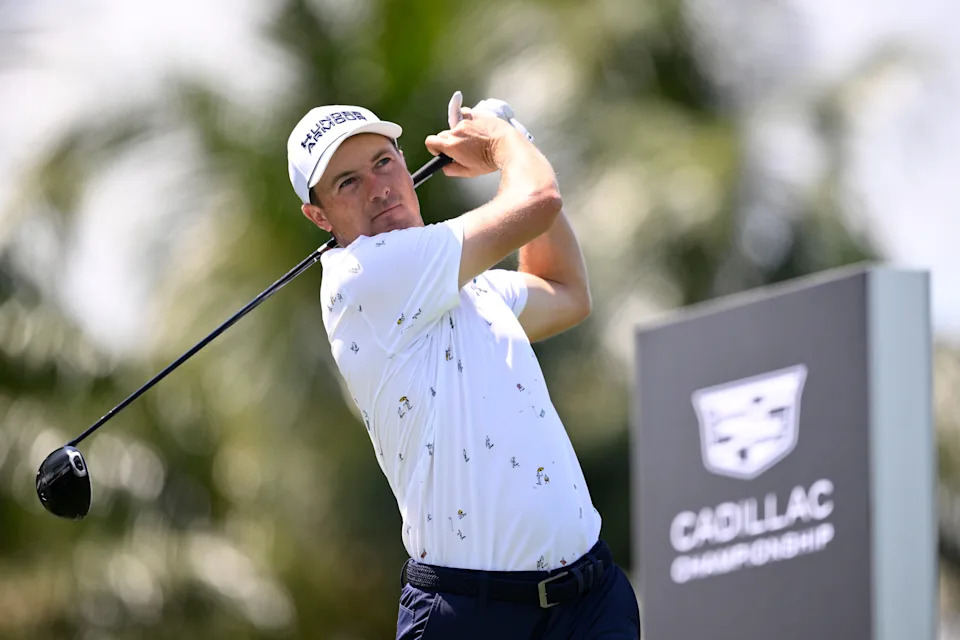 Jordan Spieth plays his shot from the second tee during the first round of the 2026 Cadillac Championship at Trump National Doral.