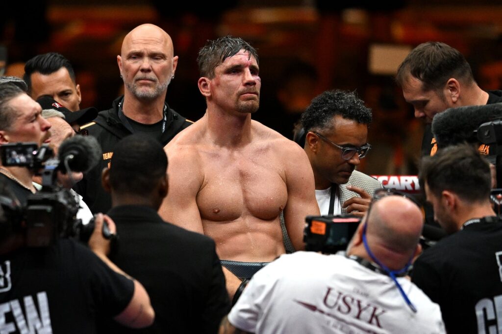 Official Usyk vs Rico scorecards cause more controversy as kickboxer appeals loss