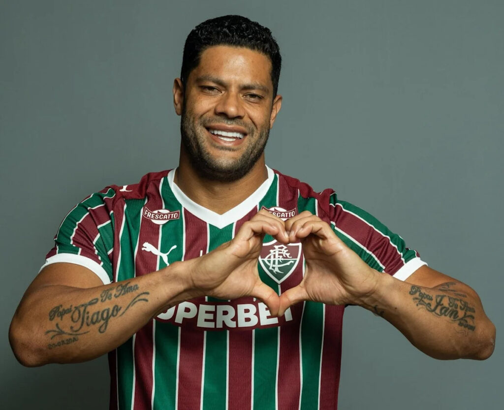 ☑️ It’s official! Fluminense confirm the signing of Hulk
