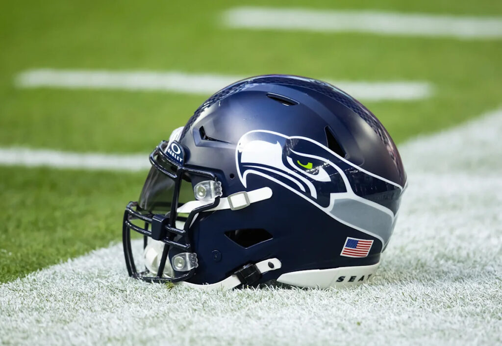 Seahawks lose assistant GM Nolan Teasley to Vikings, but gain two draft picks