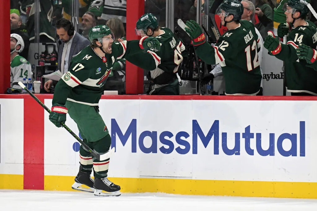 Former Sabres Forward Helps Knock Out Stars