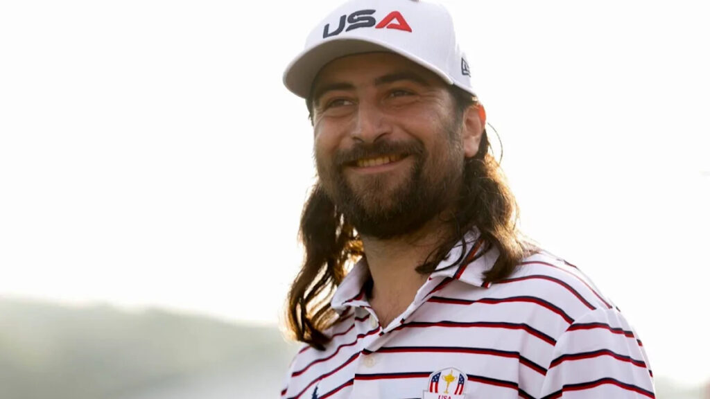 What Noah Kahan taught me about sucking at golf