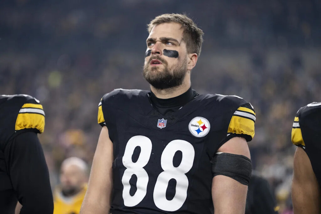 Steelers restructure TE Pat Freiermuth’s contract Steelers restructure TE Pat Freiermuth’s contract