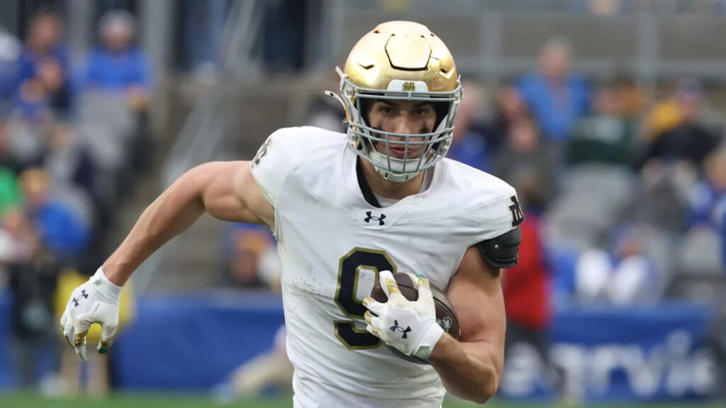 Patriots sign third-rounder Eli Raridon, seventh-rounder Quintayvious Hutchins