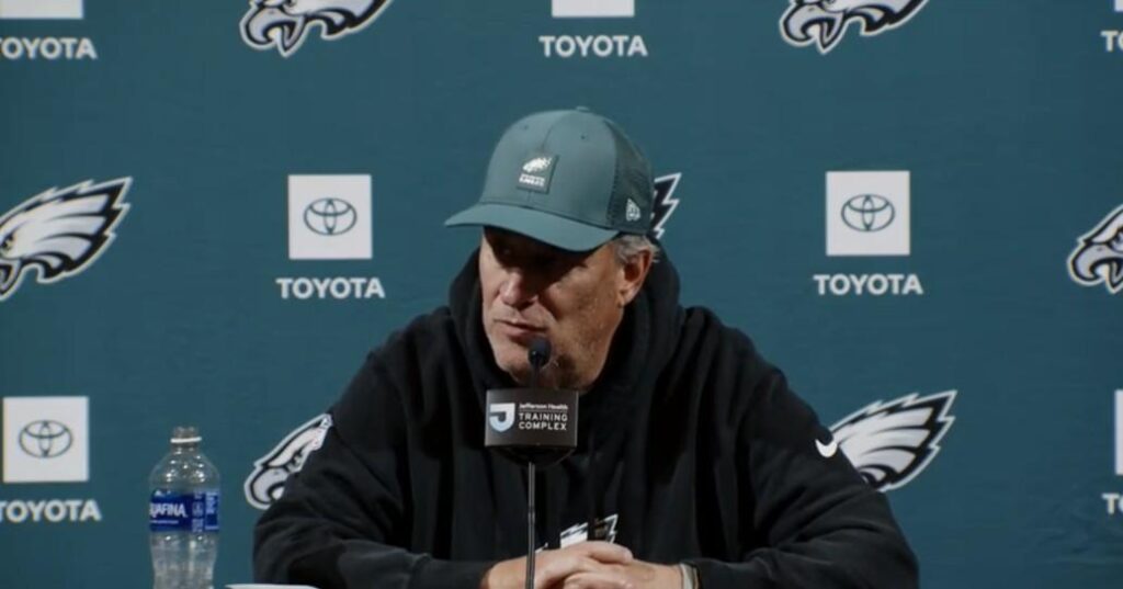 Vic Fangio dismisses retirement rumors: “I’m good for 2 years, at least”