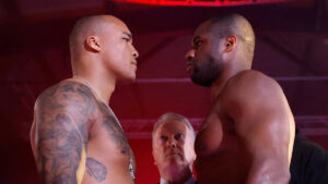 Tight-lipped Dubois weighs in at career-heavy 18st