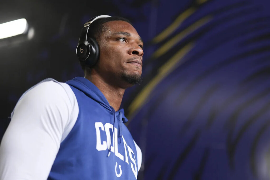 Report: Readily available Colts QB reports for voluntary offseason workouts