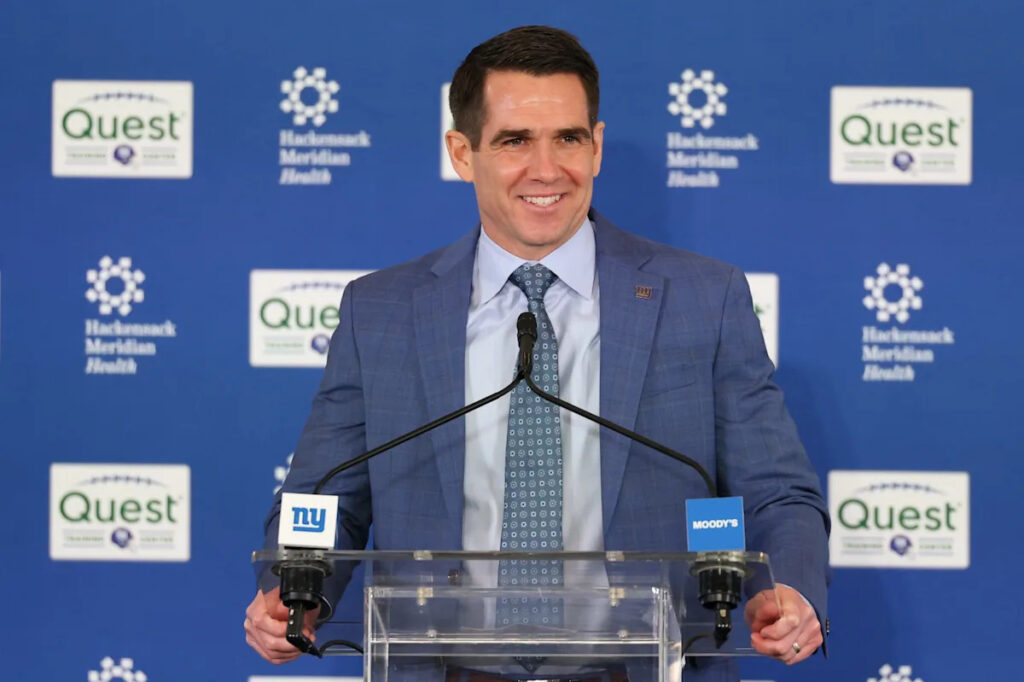 Giants sign GM Joe Schoen to multiyear extension