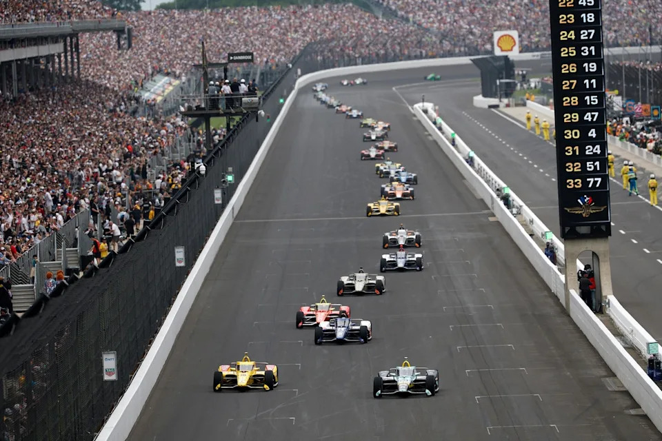 Alex Palou, Chip Ganassi Racing Honda, Alexander Rossi, Ed Carpenter Racing Chevrolet