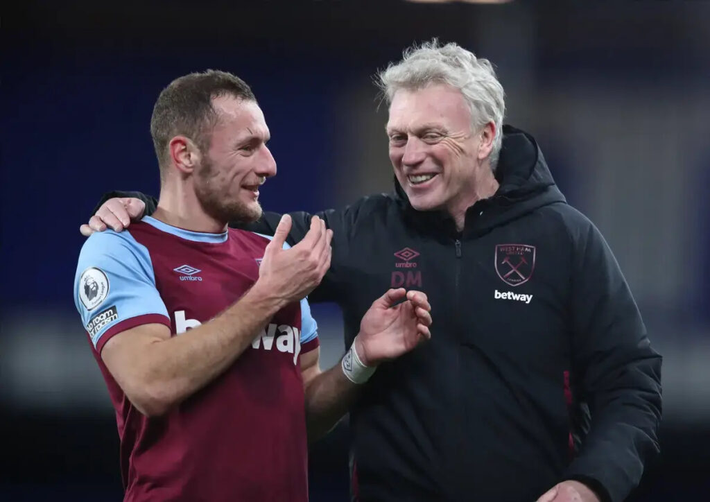 Former West Ham star uses Manchester City to explain London club’s decline after David Moyes Former West Ham star uses Manchester City to explain London club’s decline after David Moyes