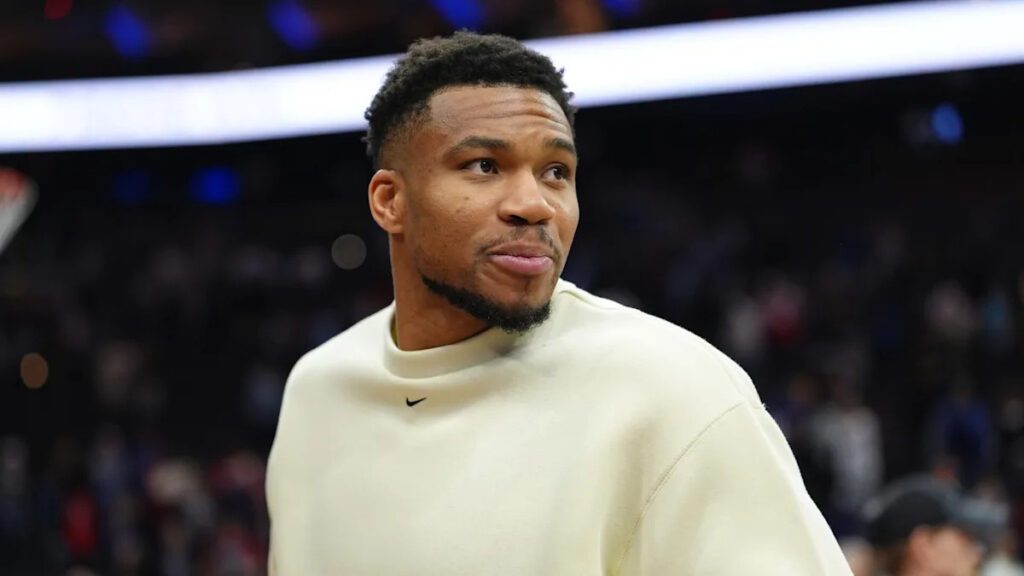 Giannis Antetokounmpo trade rumors: Does Wembanyama’s rise increase Antetokounmpo’s value? Giannis Antetokounmpo trade rumors: Does Wembanyama’s rise increase Antetokounmpo’s value?